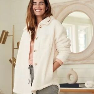 Koolaburra by UGG Women's Brushed Back Sherpa Cozy Shacket Ivory A504342, M
